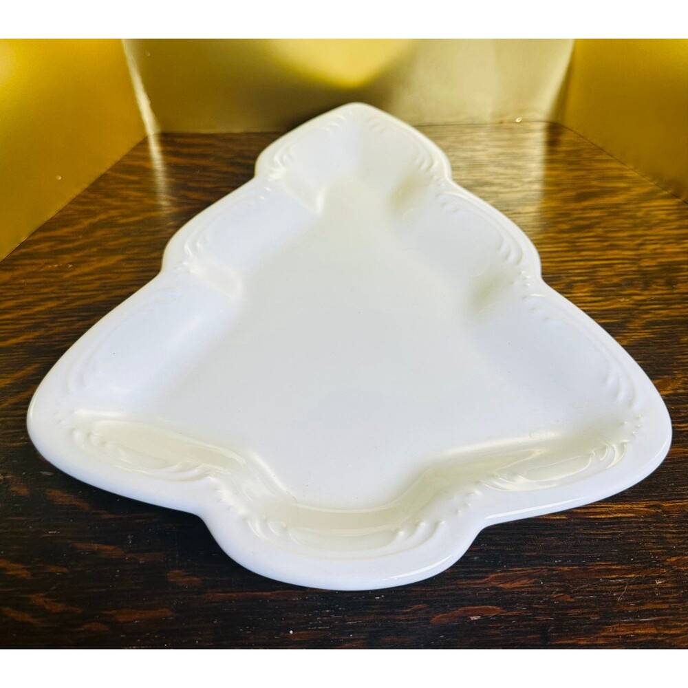 Vintage Pfaltzgraff Heritage White Christmas Tree Shaped Ceramic Dish Platter
